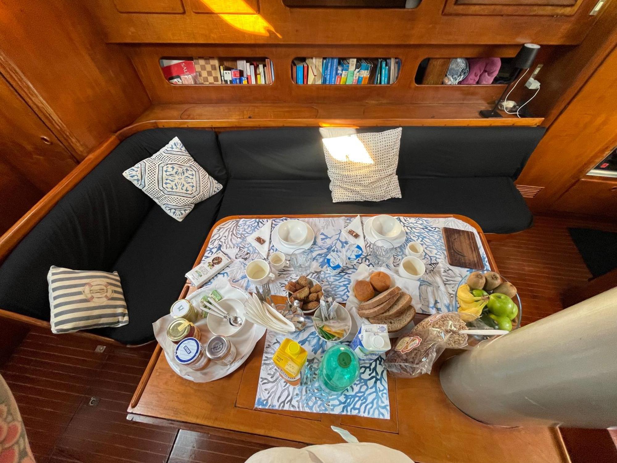 Sailboat B&B On Board Catania Exterior photo