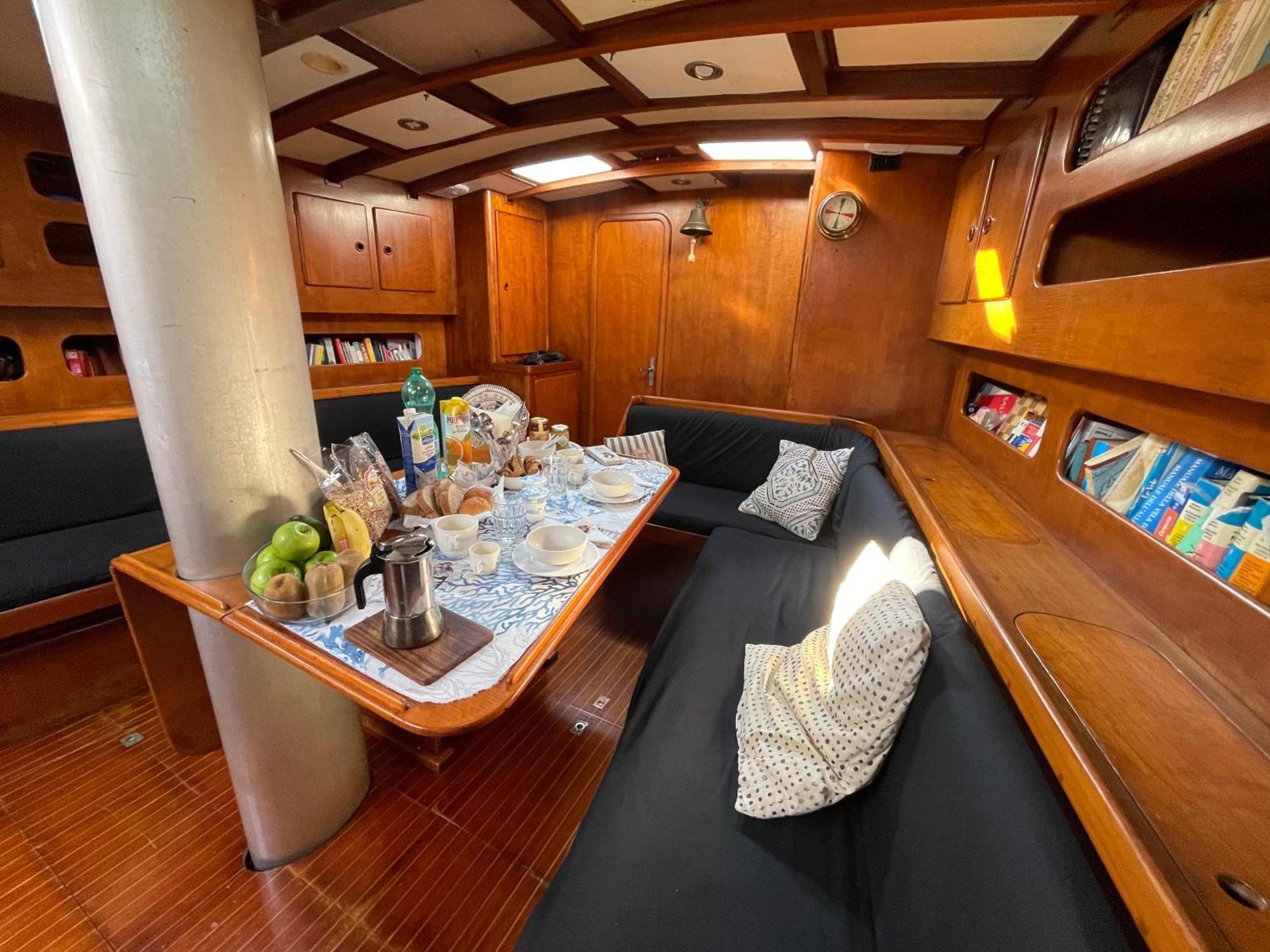 Sailboat B&B On Board Catania Exterior photo