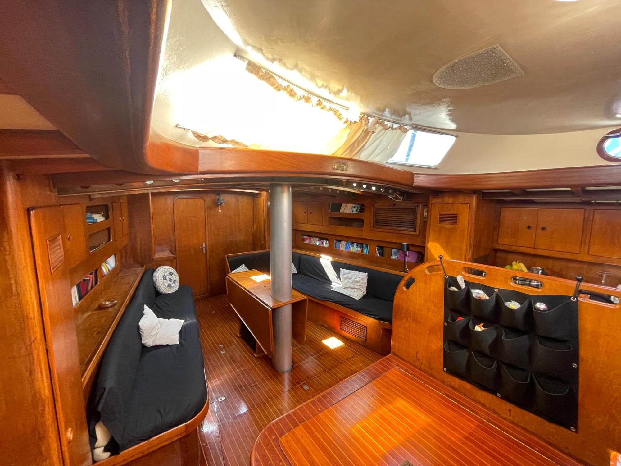 Sailboat B&B On Board Catania Exterior photo